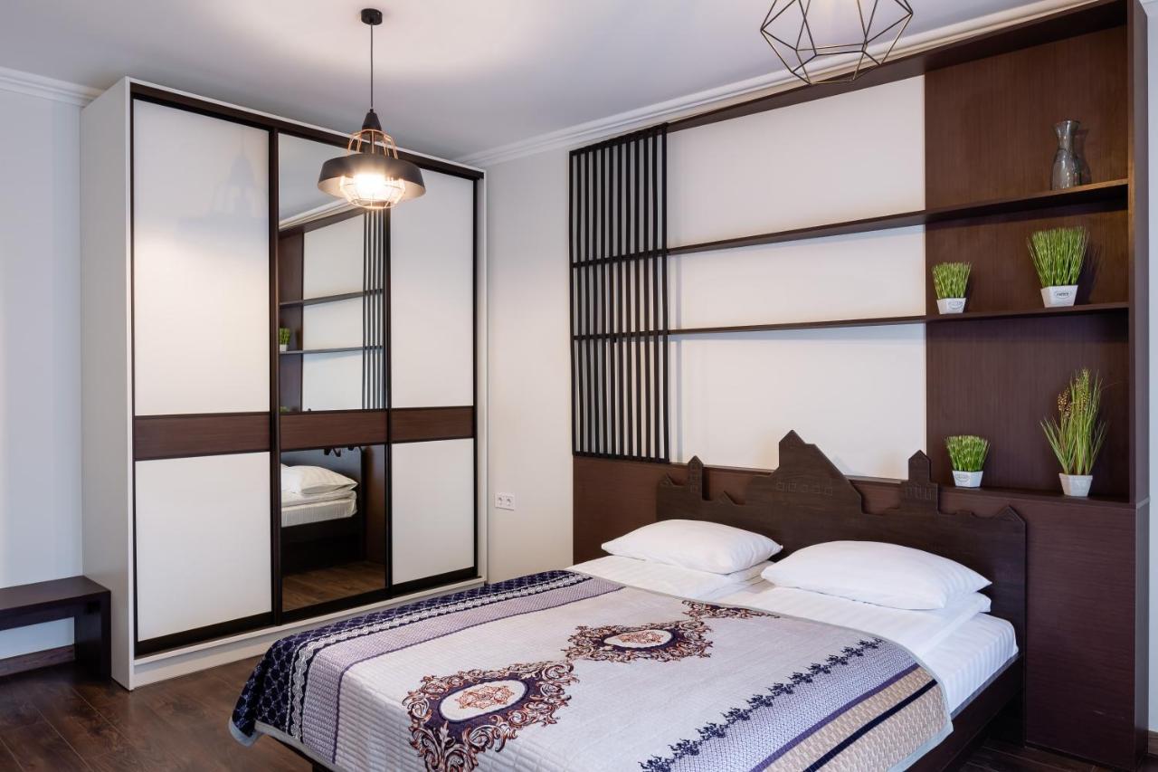Lion King D2 Apartment Lviv Luaran gambar