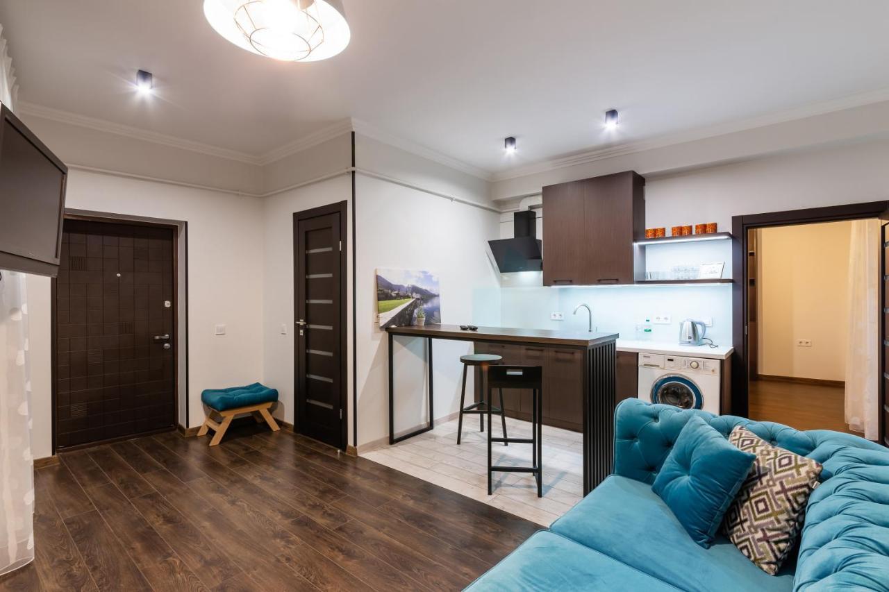 Lion King D2 Apartment Lviv Luaran gambar